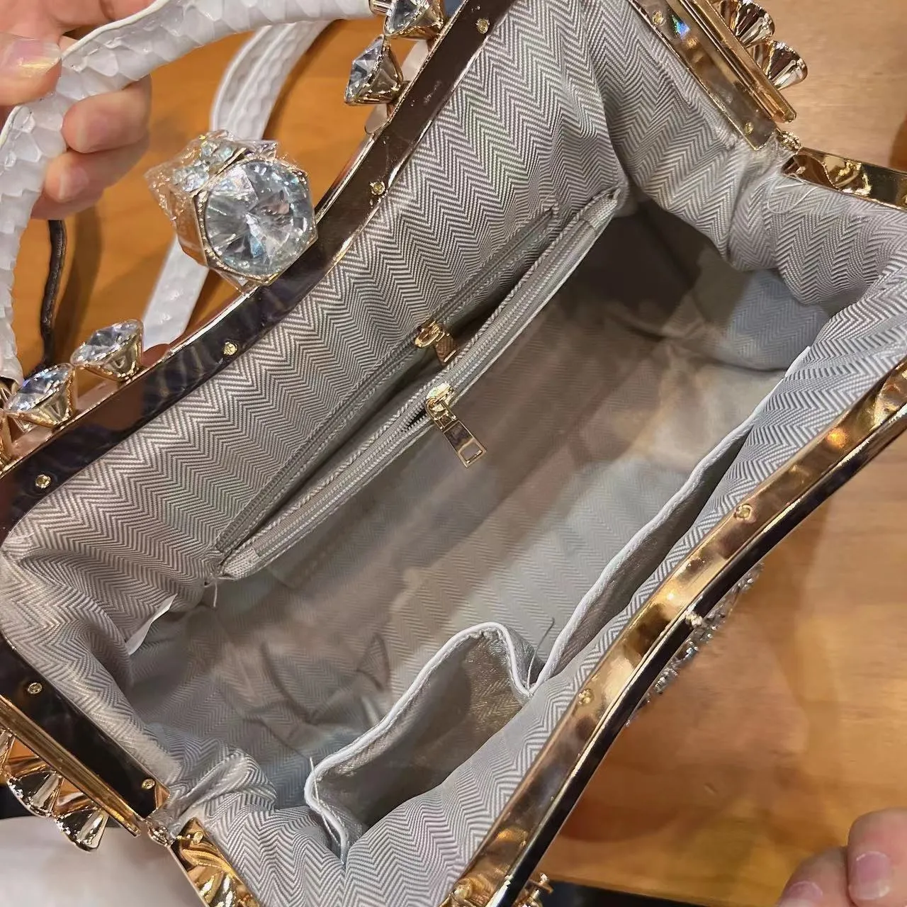 TEEK - Shine Clip Rhinestone Bag