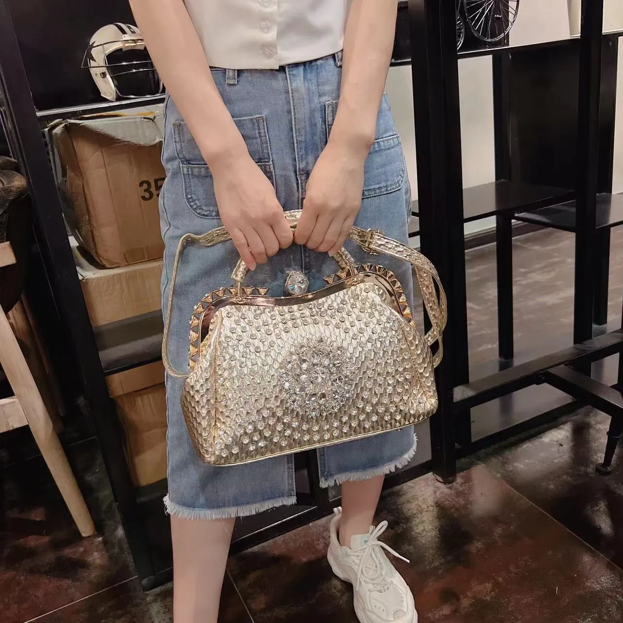 TEEK - Shine Clip Rhinestone Bag